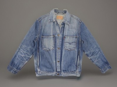 PERFECT LEVIS Vintage 90s 70511 0474 rare wash TRUCKER JACKET Gr. M Herren Patina