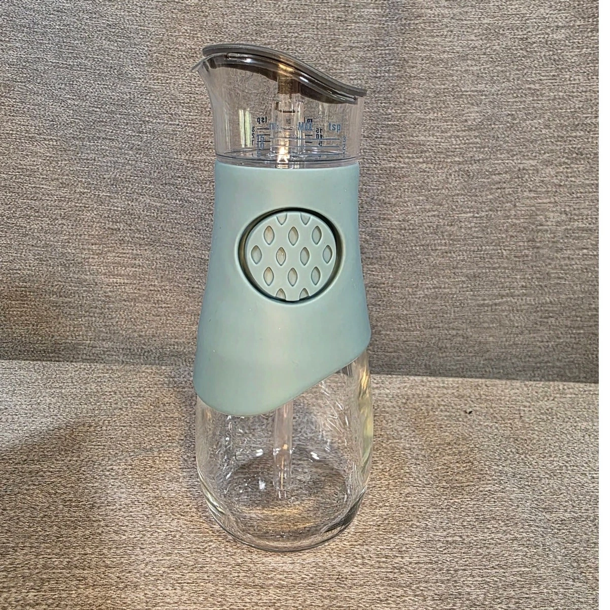 NIB Pampered Chef Oil & Vinegar Dispenser 100670 Measure and Pour Liquids