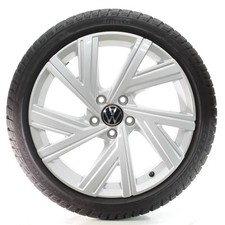 VW Golf VIII CD1 CG5 Winterräder Bergamo Pirelli 225/40R18 DOT25 5H0601025AB