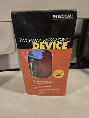 Motorola T900 Talkabout 2-Way Red Pager with Holder NEW In Box | eBay