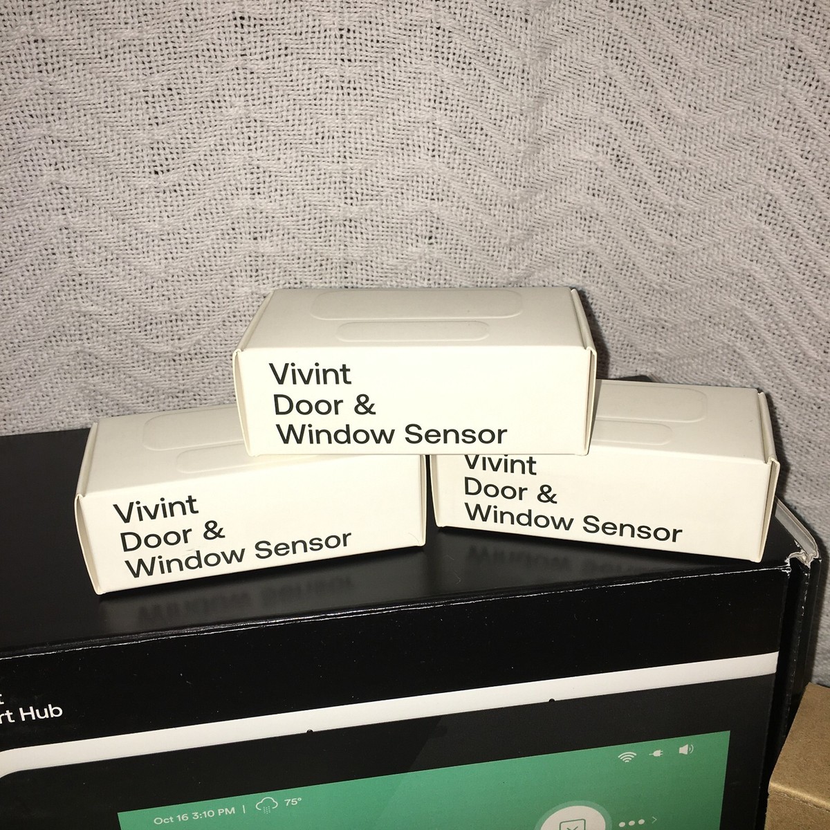 Vivint Security System Control Panel Doorbell Camera Door/Window