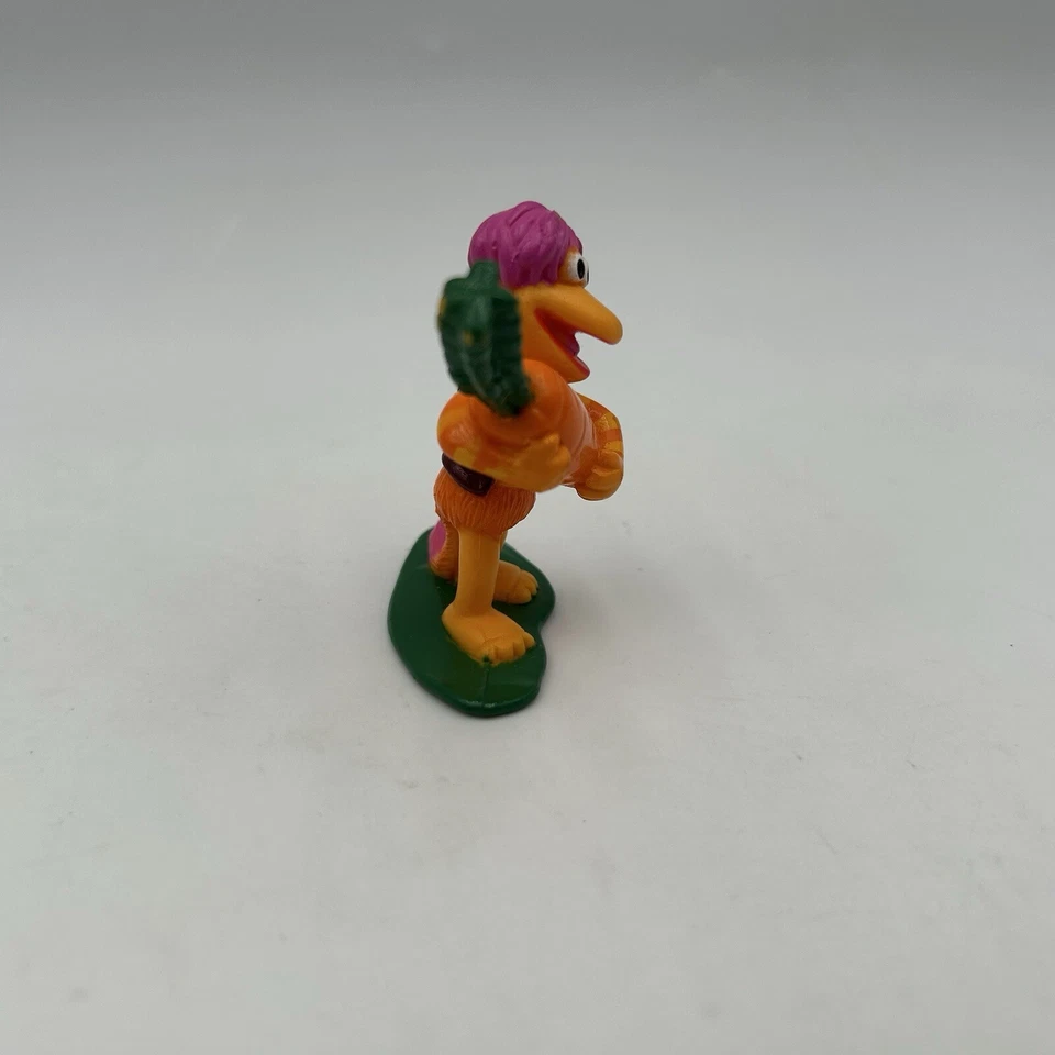 Figura de PVC Fraggle Rock Gobo 1988 2,5" sosteniendo zanahoria vintage Jim Henson Foto 4 de 4