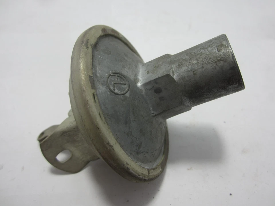 41-50 Chrysler Desoto Dodge Plymouth Distributor Vacuum Chamber AUTOLITE VC2082R - Image 3 of 4