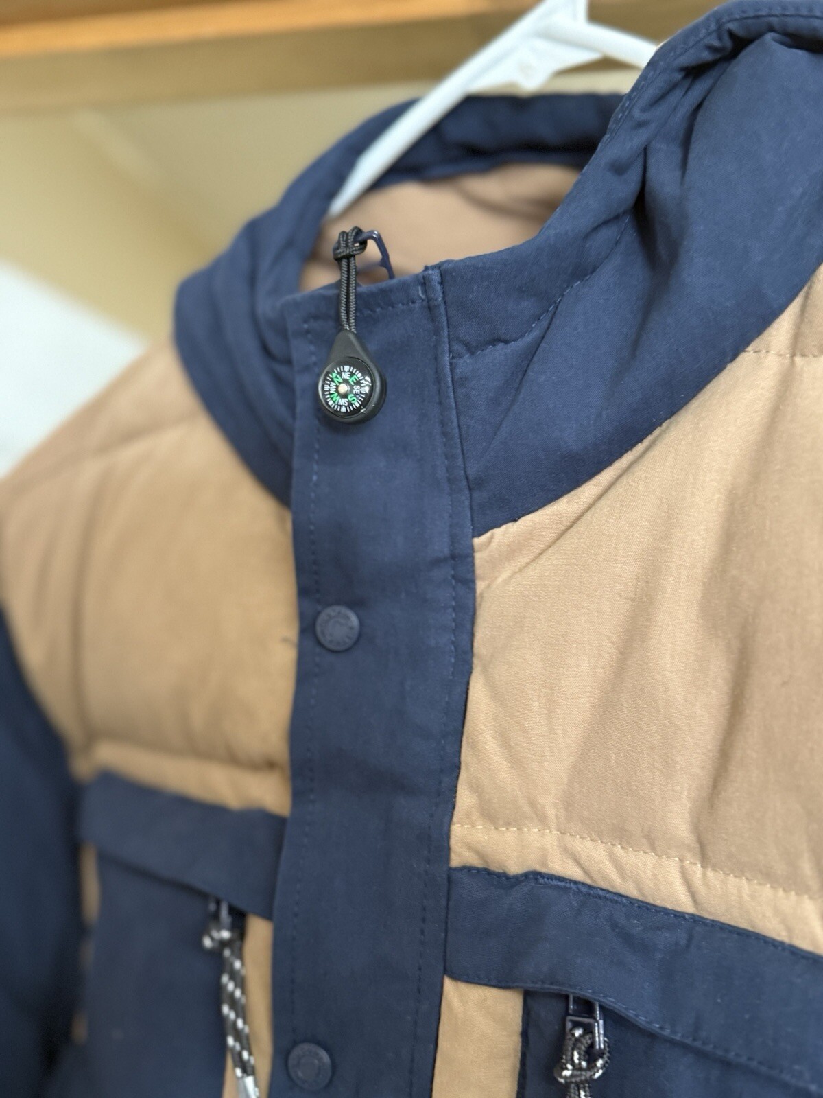 Mountain Khakis Men's Pine Peak Down Parka Size Medium New With Tags Blue/Brown