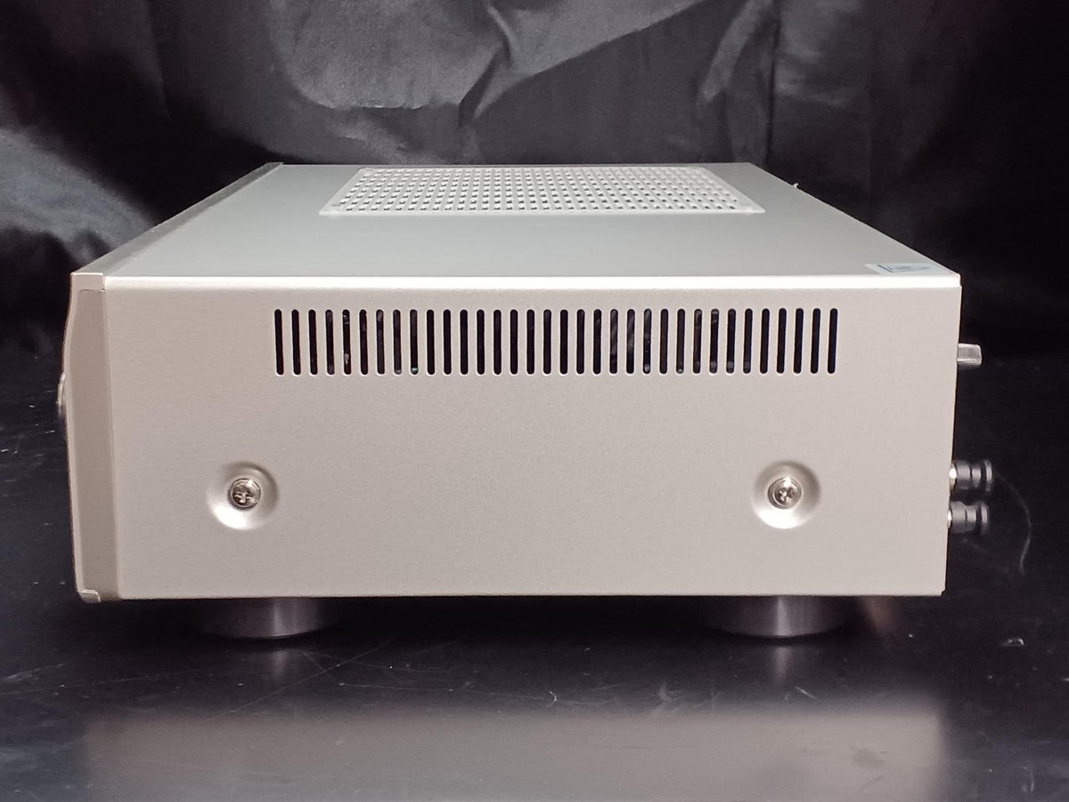 Denon PMA-390RE Integrated Amplifier Silver Good Condition