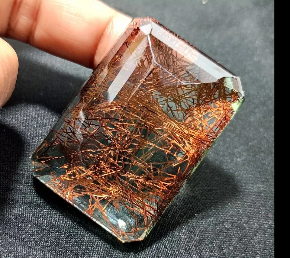 天然金发石英尺寸 208.50 克拉 EMERALD 切割 EGL 认证散装宝石 — 第 2/4 张图片