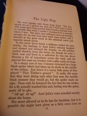 Xm32 Ephemera Kurzgeschichte Natalie joan Der hässliche Hund