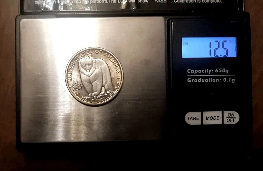 1936 S - UNCIRCULATED Bay Bridge Commemorative Silver Half Dollar Coin 50C - Image 3 of 3