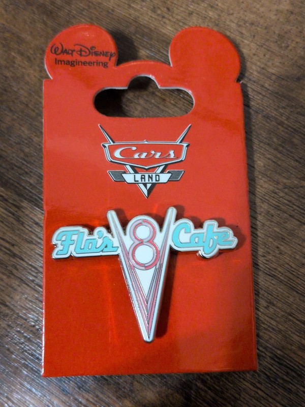 Disney Pixar Cars Flo's V8 Cafe Sign LIMITED EDITION 300