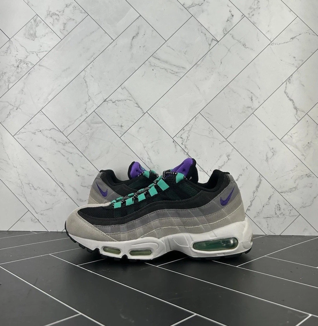 その他 Arniegrape Nike Air Max 95 Alternate Grape for Sale | Authenticity Guaranteed