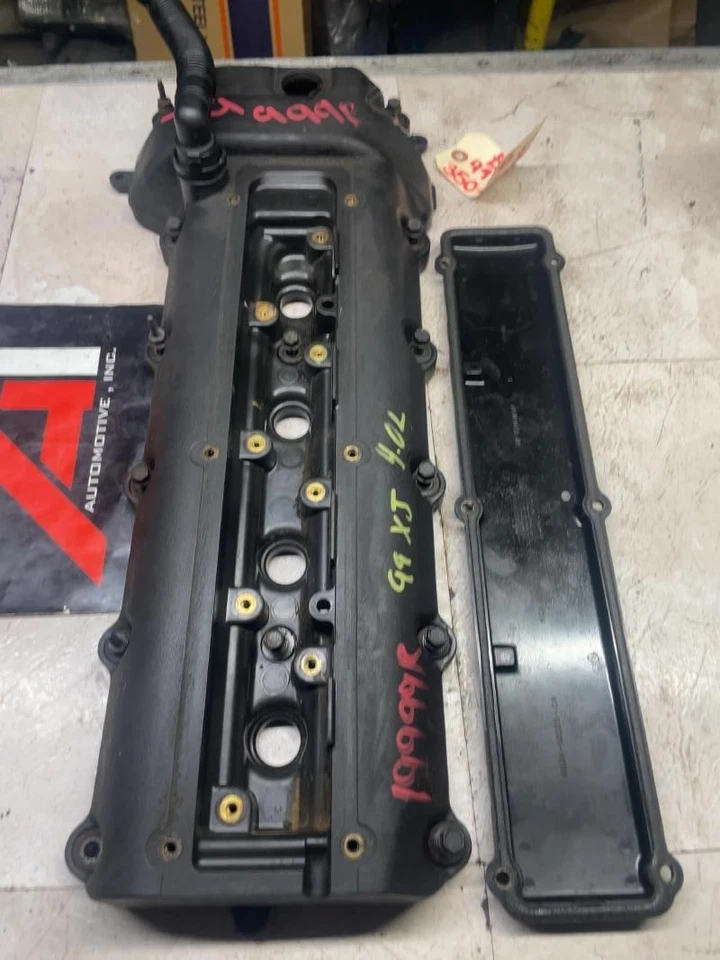 1999-2002 JAGUAR XJ8 Right Passenger Side Valve Cover Black Oem - Image 4 of 4