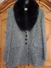 Basler Tweed Blazer Kostüm Rock Set Echter Pelzkragen Schwarz Weiß Größe 46