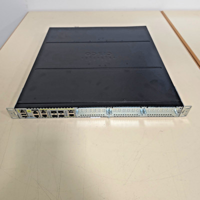 Cisco ISR4431-AXV/K9 Router - PVDM4-64 / Cubee 25 / SEC / APP / UC License
