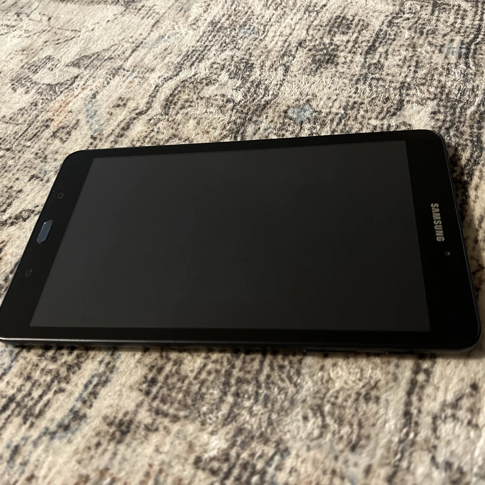 Samsung Galaxy Tab A SM-T380 32 GB, Wi-Fi, 8,0" - negro Foto 4 de 4