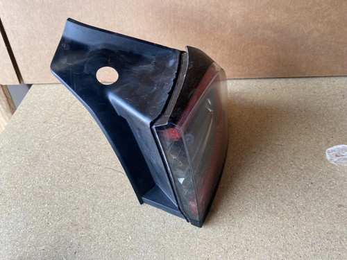 2020 2023 TESLA MODEL 3 Y RIGHT REAR OUTER LED TAILLIGHT LAMP LIGHT OEM - Picture 2 of 6