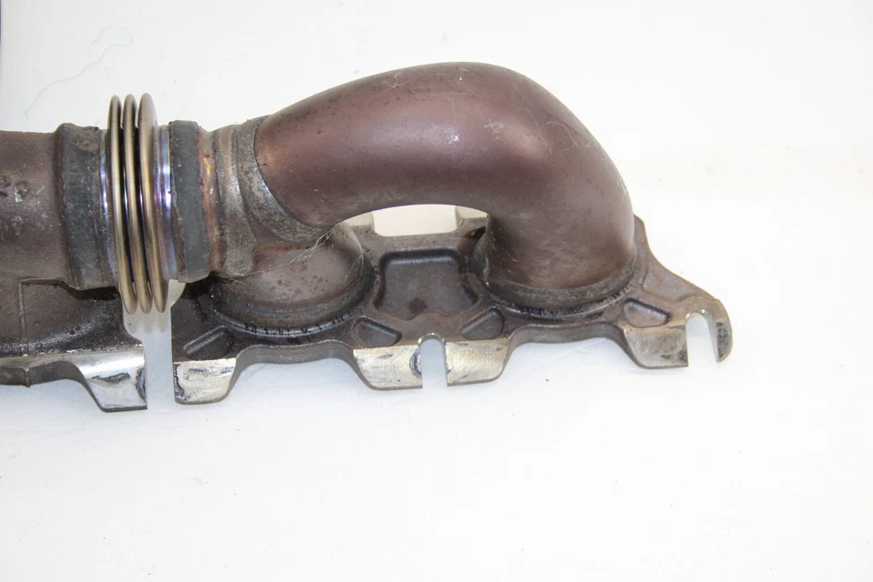 BMW 540i 2017-2019 tracción trasera colector de escape OEM Z7 Foto 2 de 4