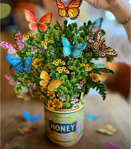 Freshcut Paper Pop Up Cards, Butterflies & Buttercups, 12 Inch Life Sized Foreve - Picture 6 of 11