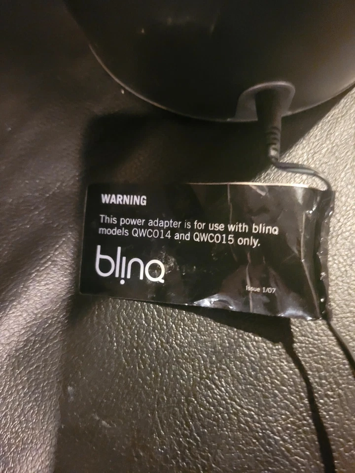 Refrigerador de vinho portátil Blinq alimentação CA ou operação por bateria feito pela Breville Works - Imagem 4 de 4