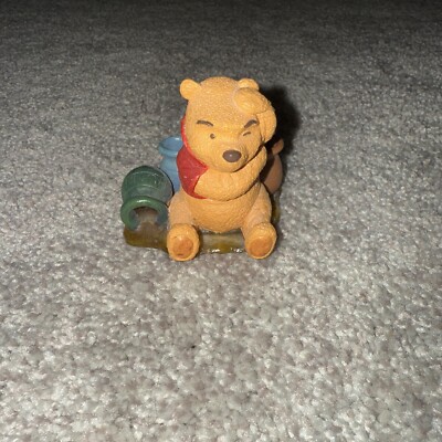 Simply Pooh ''Even Thinking Makes Me Hungry'' Figurine