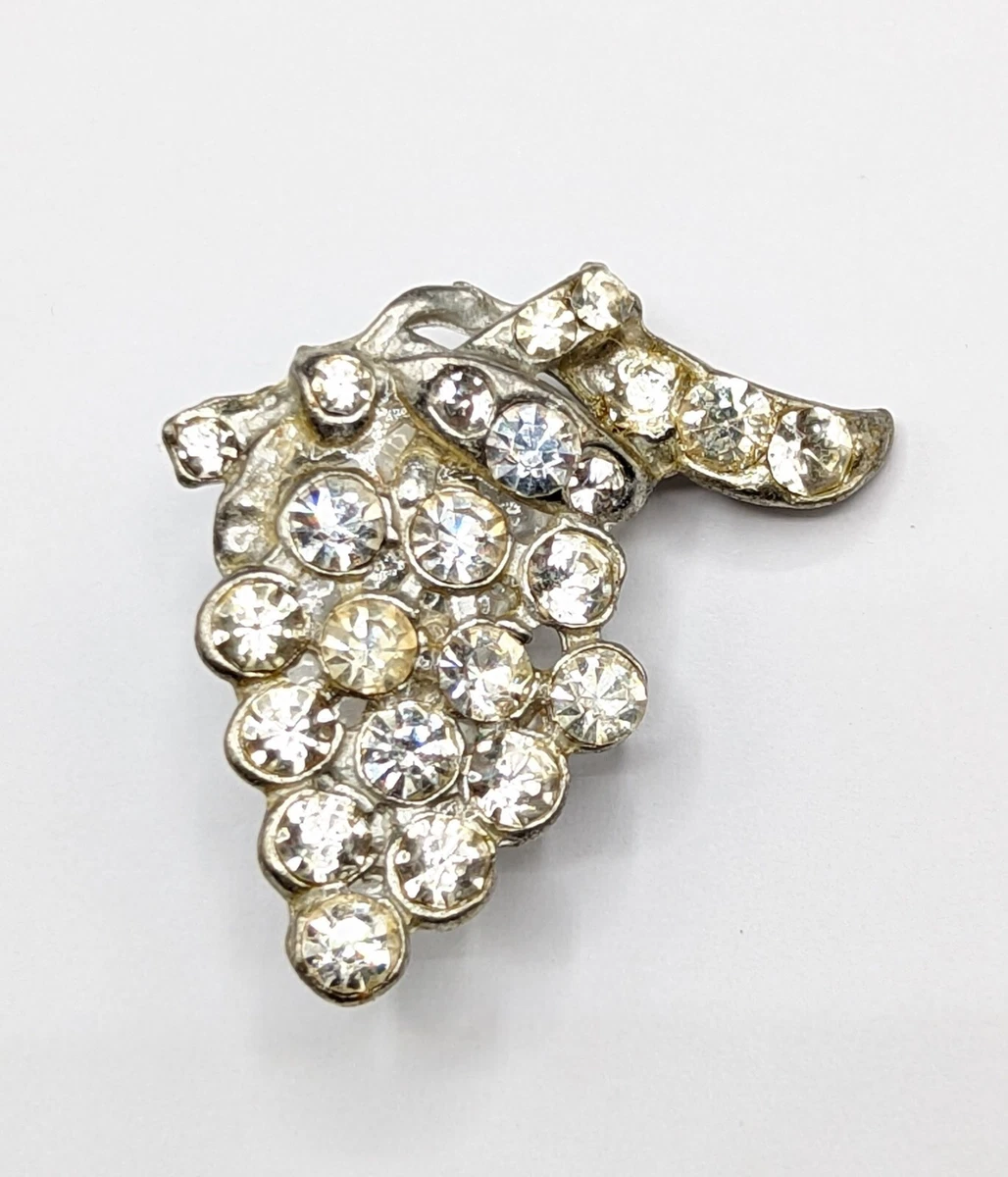 Vintage Silver Tone Clear Rhinestone Cluster Grapes Fruit Small Brooch Pin