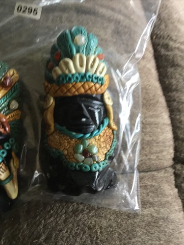 (295). Set Of 3. Glass Mexican Figurines - Picture 2 of 5