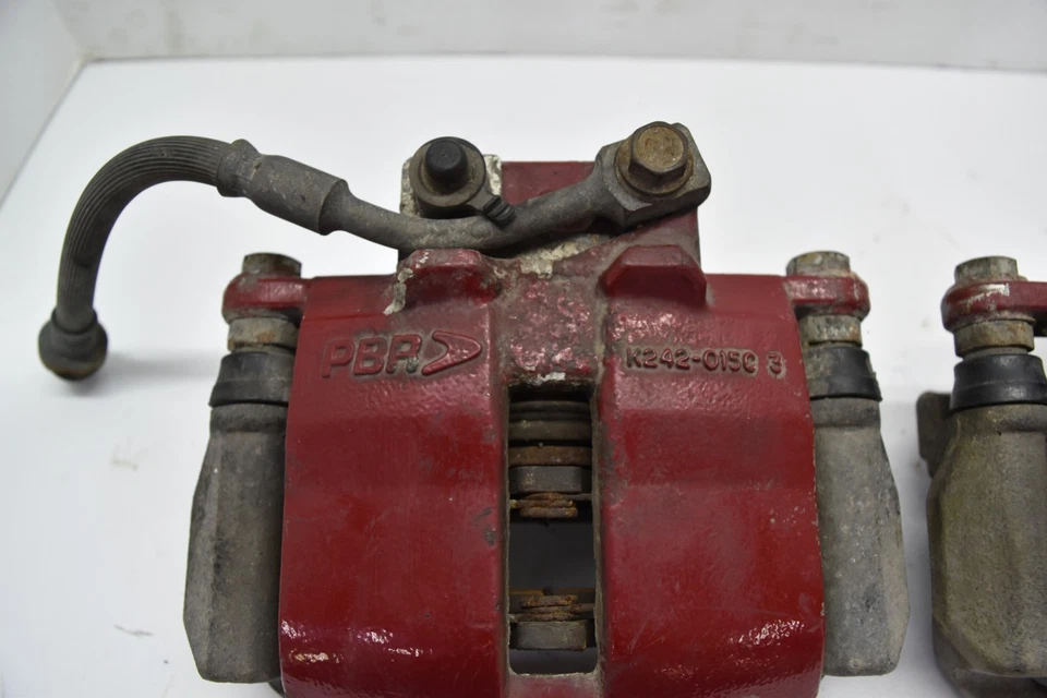 Par de pinzas de freno traseras Pontiac GTO 2005 2006 LH RH 05 06 K242-015C Foto 3 de 4