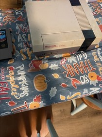 1985 Original NES Nintendo System Console  Lot Controller & Cords + 10 Games
