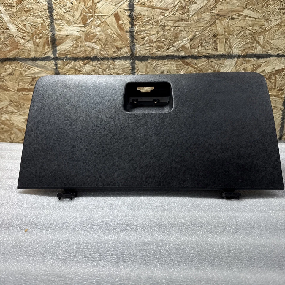 OEM 2002-2006 Honda CR-V Black Glove Box 77502-S9A-A00 Used CRV - Image 3 of 4