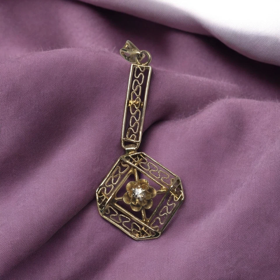 10k Solid Yellow Gold Floral Pendant with 1 Brilliant Natural Diamond - image 4 of 4