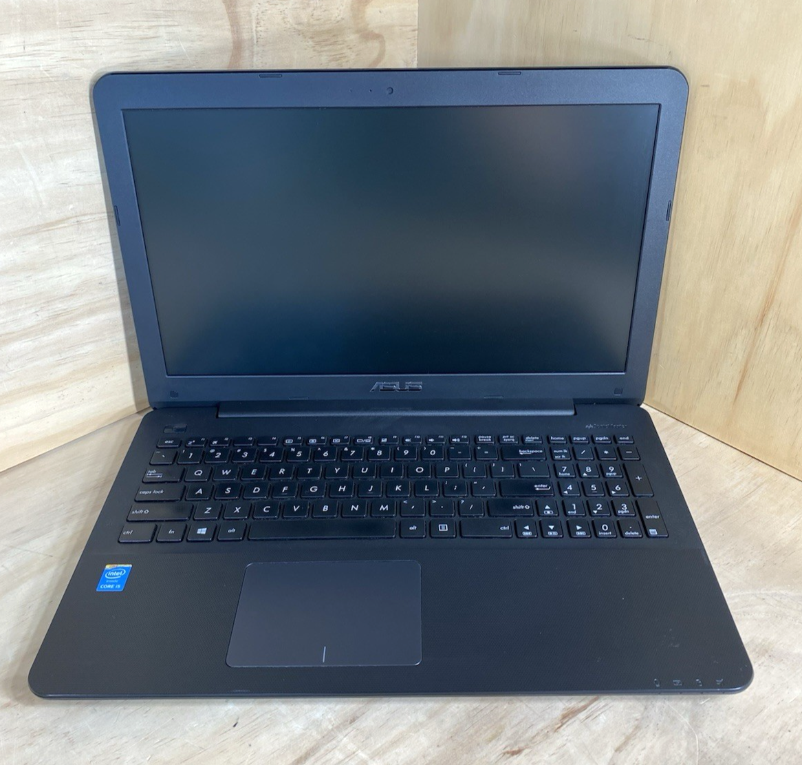 Asus SonicMaster F554L Intel i5-5200U@2.2GHz/8GB RAM/256GB SSD