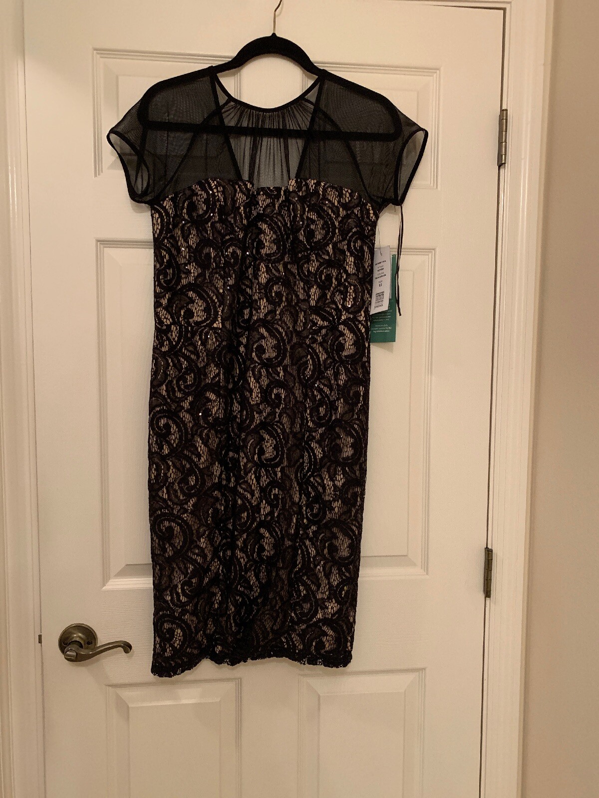 Picture 1 of 9
