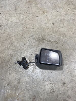Jeep Cherokee XJ 84-96 Passenger Side Mirror DAMAGED (GC93)