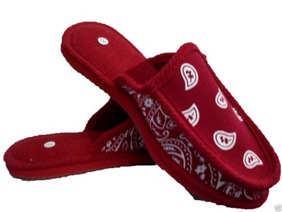red house slippers