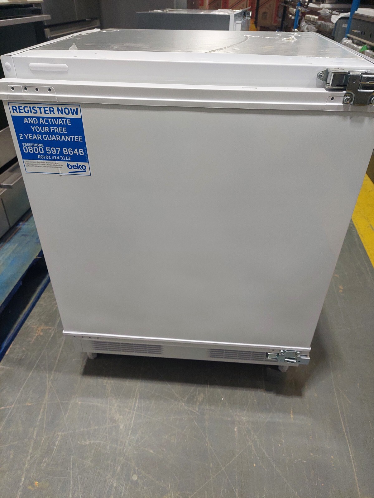 Beko BLSF3682 Integrated Under Counter Fridge, Fixed Hinge Door Fixing