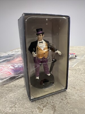 Penguin Eaglemoss Lead Figure # 26 With Magazine DC Super Hero ...