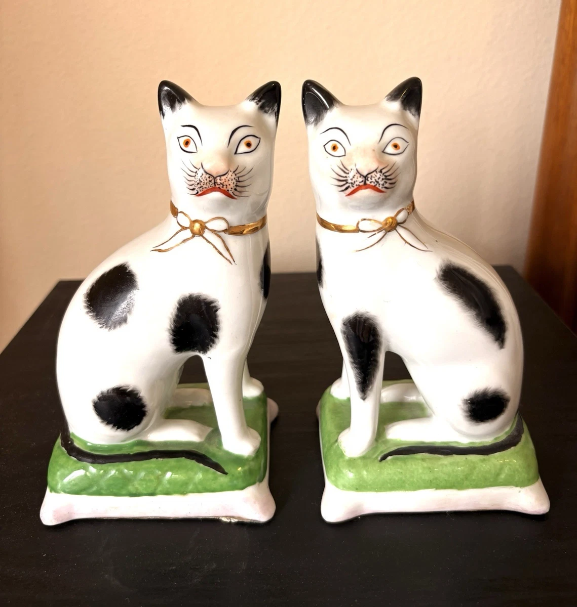 Antique Staffordshire Cats In Staffordshire Art Pottery for sale