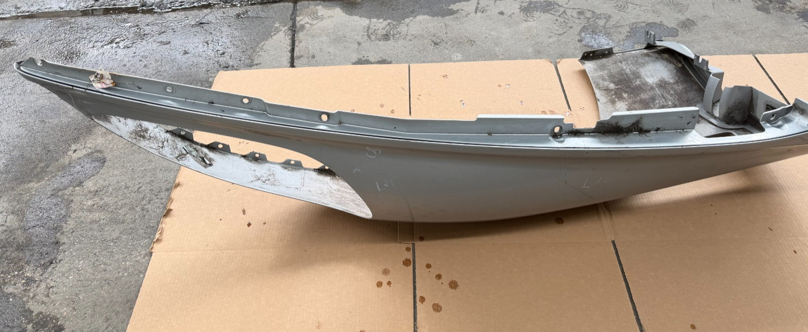 05 - 12 ASTON MARTIN DB9 DB-9 VOLANTE LEFT DRIVER SIDE FENDER 4G43-16005-AA OEM