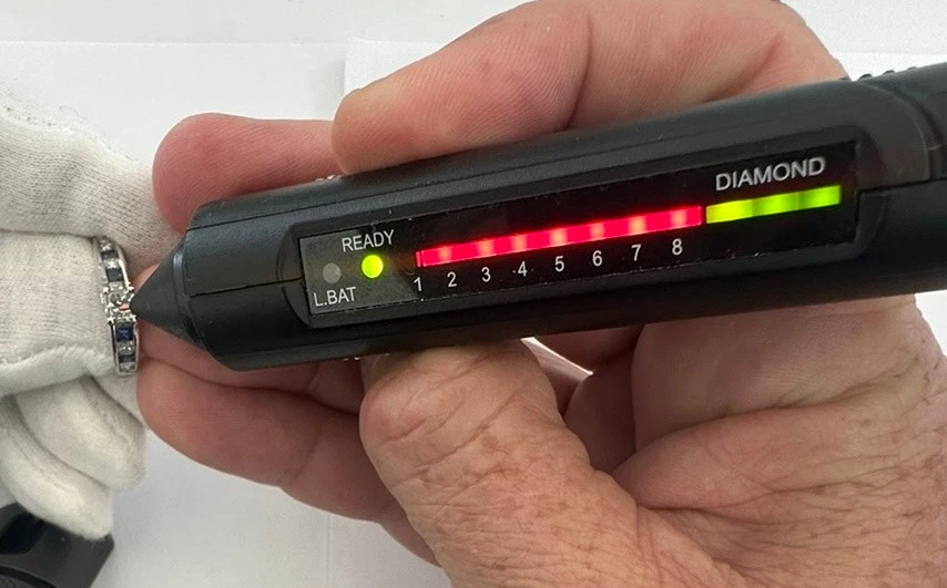 Anillo de compromiso de aniversario de diamantes y zafiros naturales de 1 quilate platino 950 Foto 4 de 4