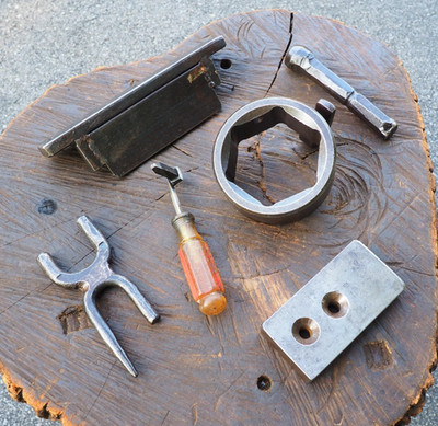 BLACKSMITH ''JOB LOT'' TINSMITH IRON BLADE KNIFE FORGING ANVIL VINTAGE TOOLS METAL