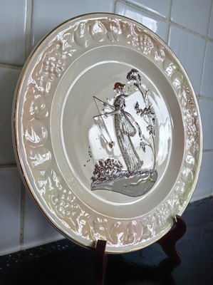 Royal Worcester Spode Palissy geprägter Teller ''Jane'' in super Zustand.