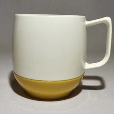 Vintage Dinex Thermos Insulated Mug/Cup Rare Gold/White Made in USA EUC