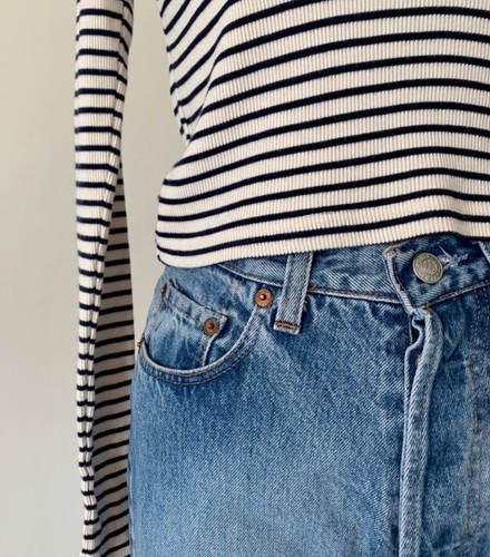 Brandy Melville Cream Navy Striped Santana Long Sleeve Ribbed NWOT - Picture 5 of 5