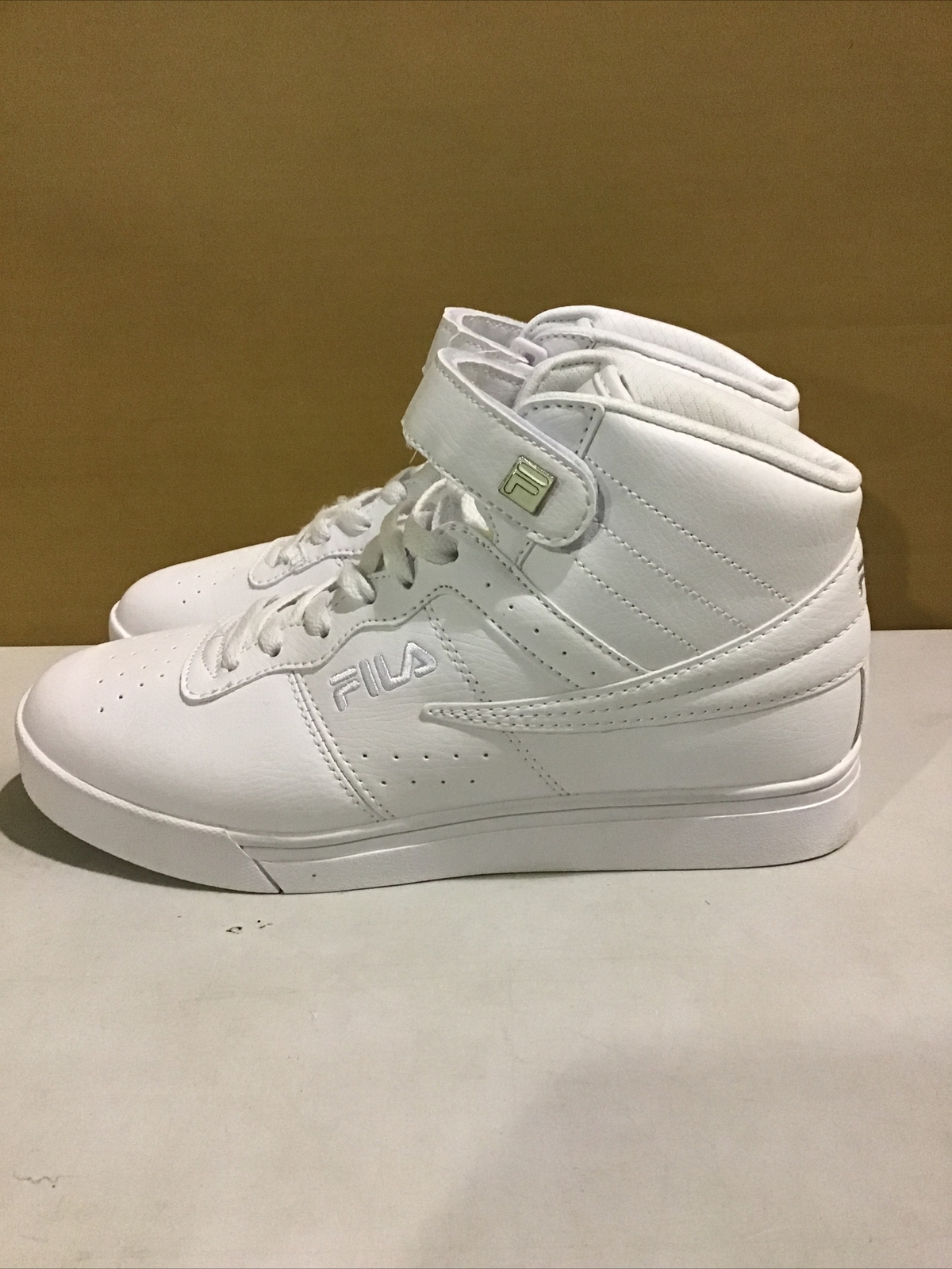 Vulc 13 Mid Plus Sneaker size 
