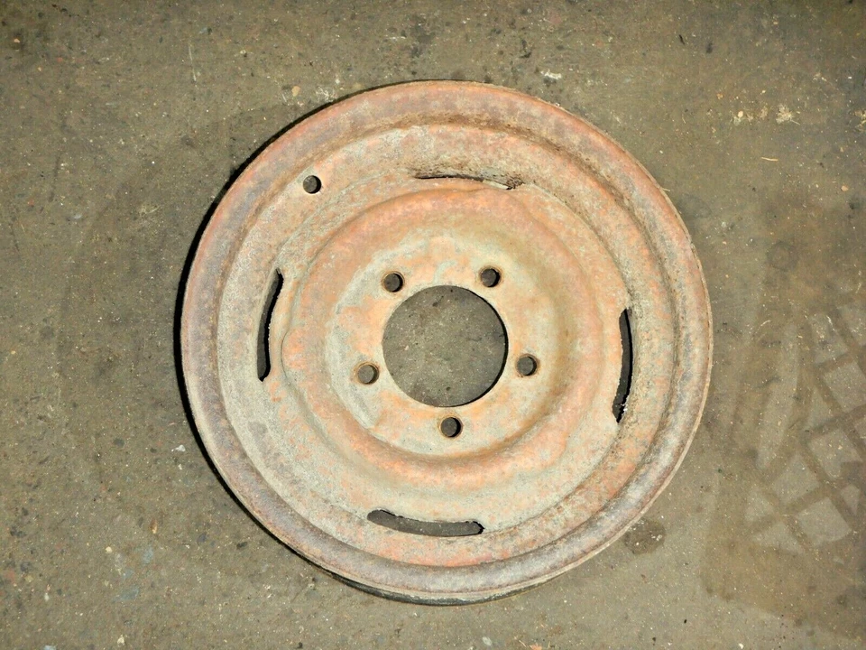 Llanta de fábrica Jeep CJ Scrambler 45-86 OEM 15 x 5,5 5 x 5,5 tacos ENVÍO GRATUITO Foto 2 de 4