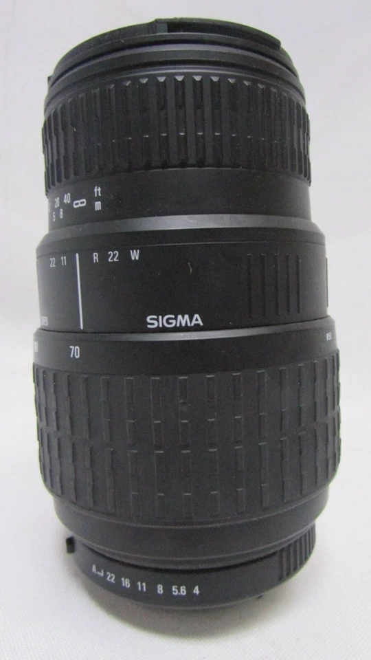 Sigma 70-300mm F/4-5.6 DG Macro Telephoto Zoom Lens 4 Canon EF/EF-S madein JAPAN - Image 3 of 4