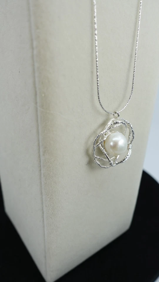 Collar Estate Diseño Original Perla y Plata de Ley de Israel Foto 4 de 4