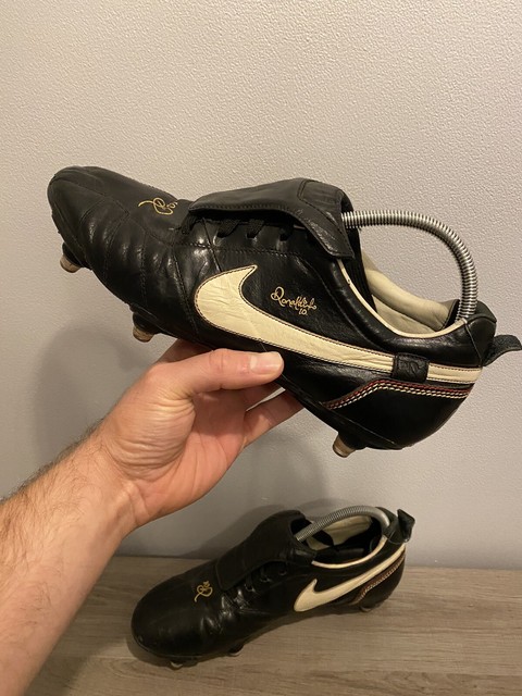 nike tiempo ronaldinho turf