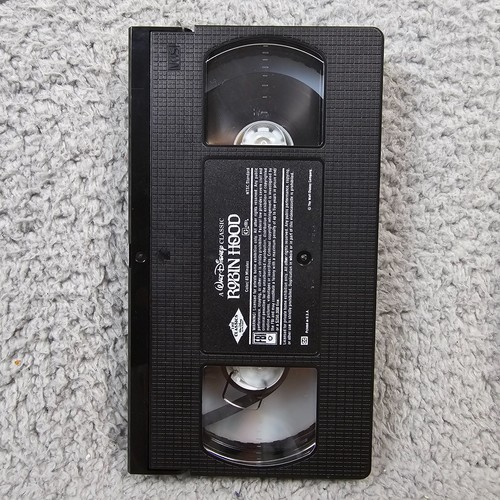 Walt Disney Classic Robin Hood VHS 1991 Black Diamond Movie Retro Clamshell - Picture 5 of 17
