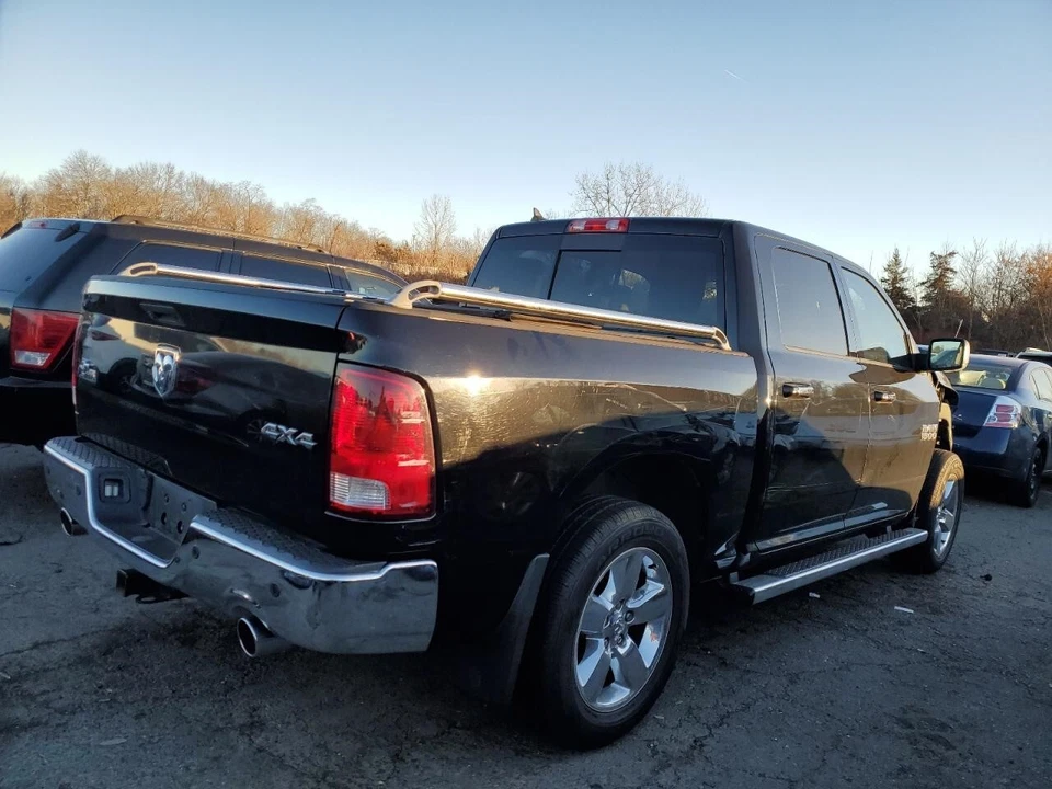 Used Front Right Door Assembly Front fits: 2013 Ram Dodge 1500 pickup Crew Cab e Foto 3 de 4
