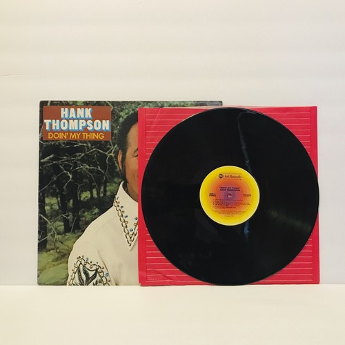 Vinyl Hank Thompson LP Doin My Thing 1977 NM/VG+ - Picture 3 of 3